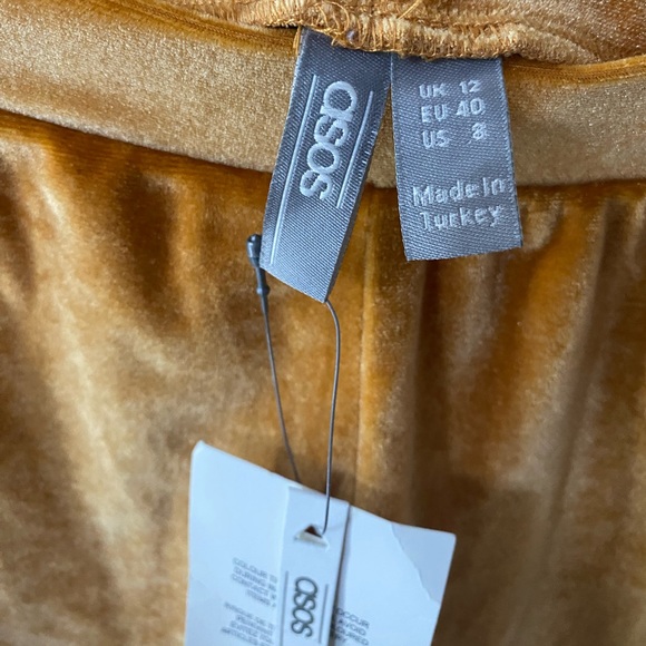 ASOS Ruffle Shorts - Picture 4 of 5